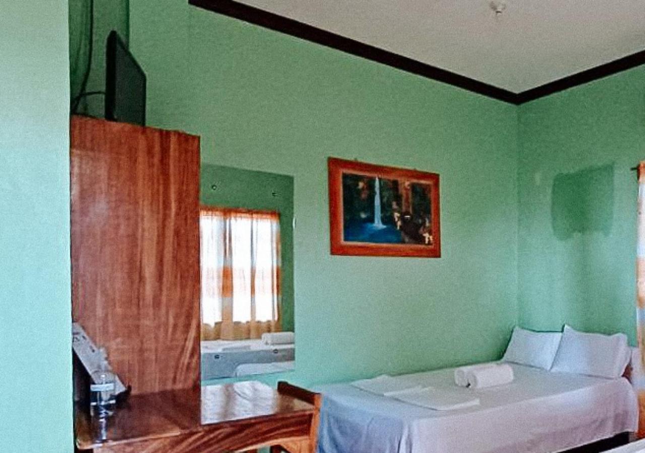 Reddoorz At July'S Haven Seaside Pension Camiguin Mambajao Εξωτερικό φωτογραφία